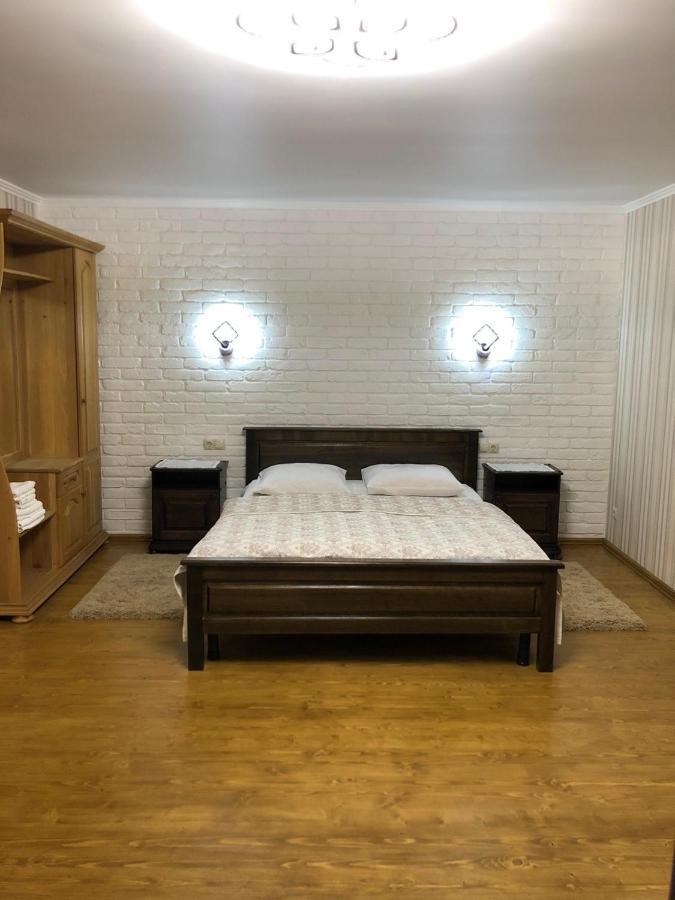 Korona Karpat Hotell Lazeshchyna Eksteriør bilde