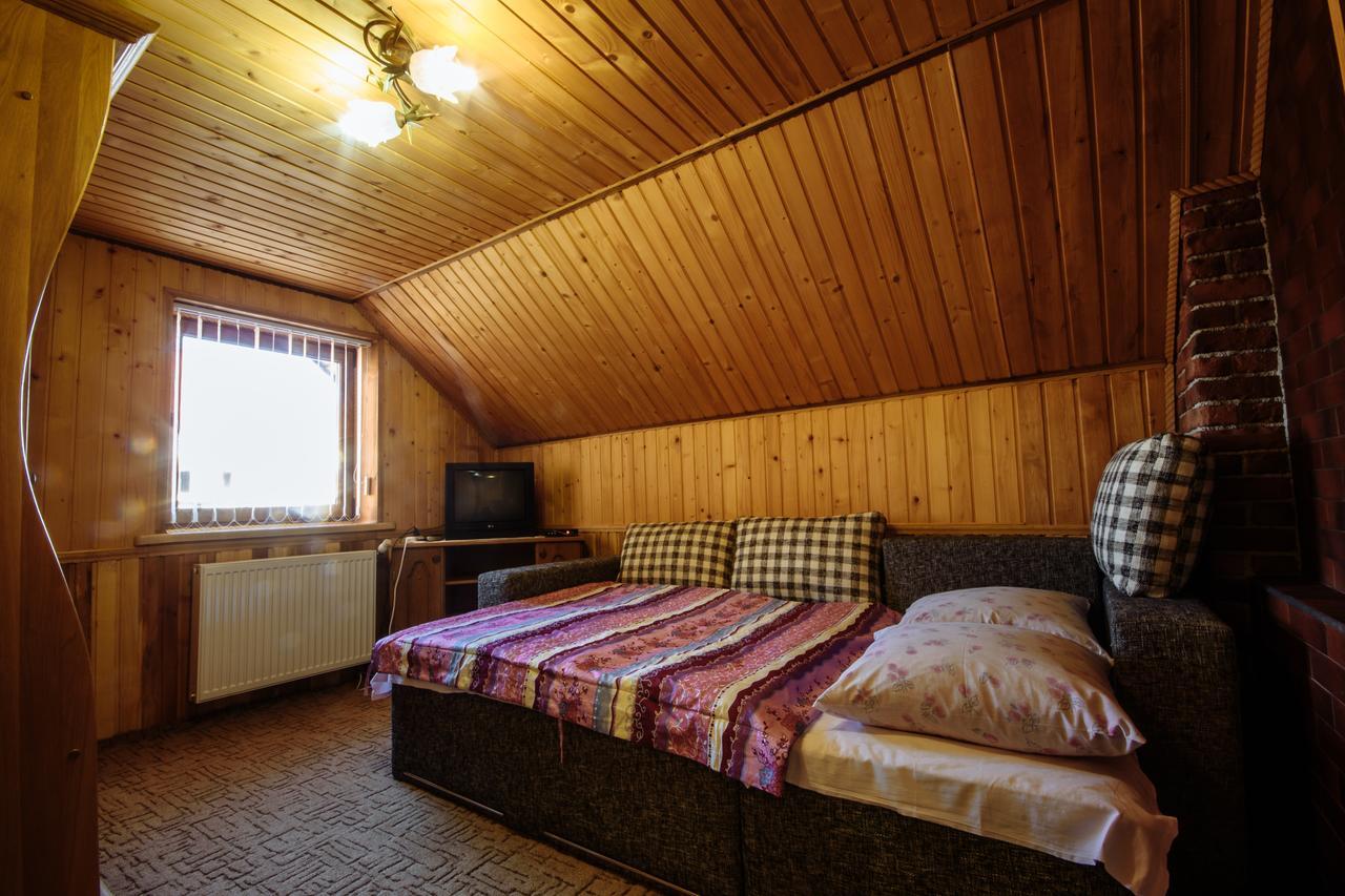 Korona Karpat Hotell Lazeshchyna Eksteriør bilde